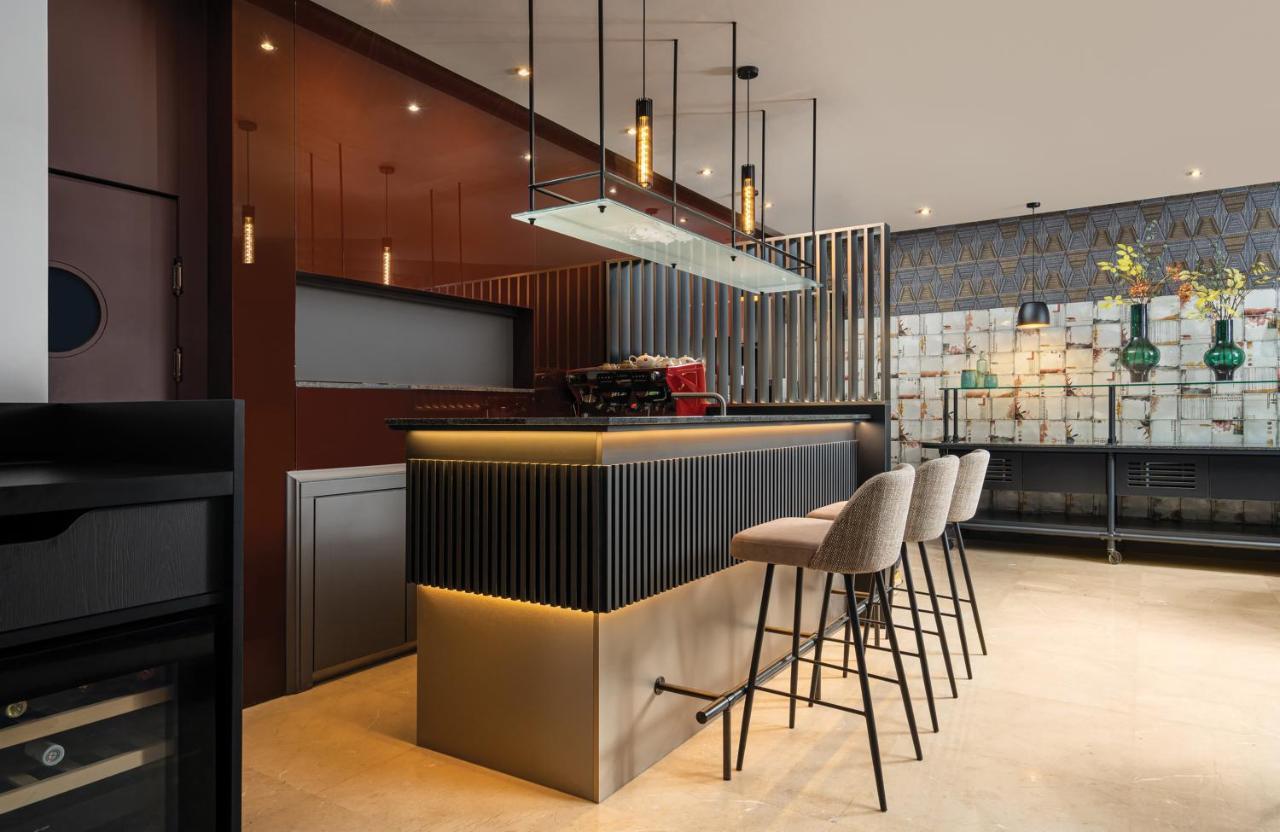 Leonardo Hotel Bucharest City Center Bagian luar foto