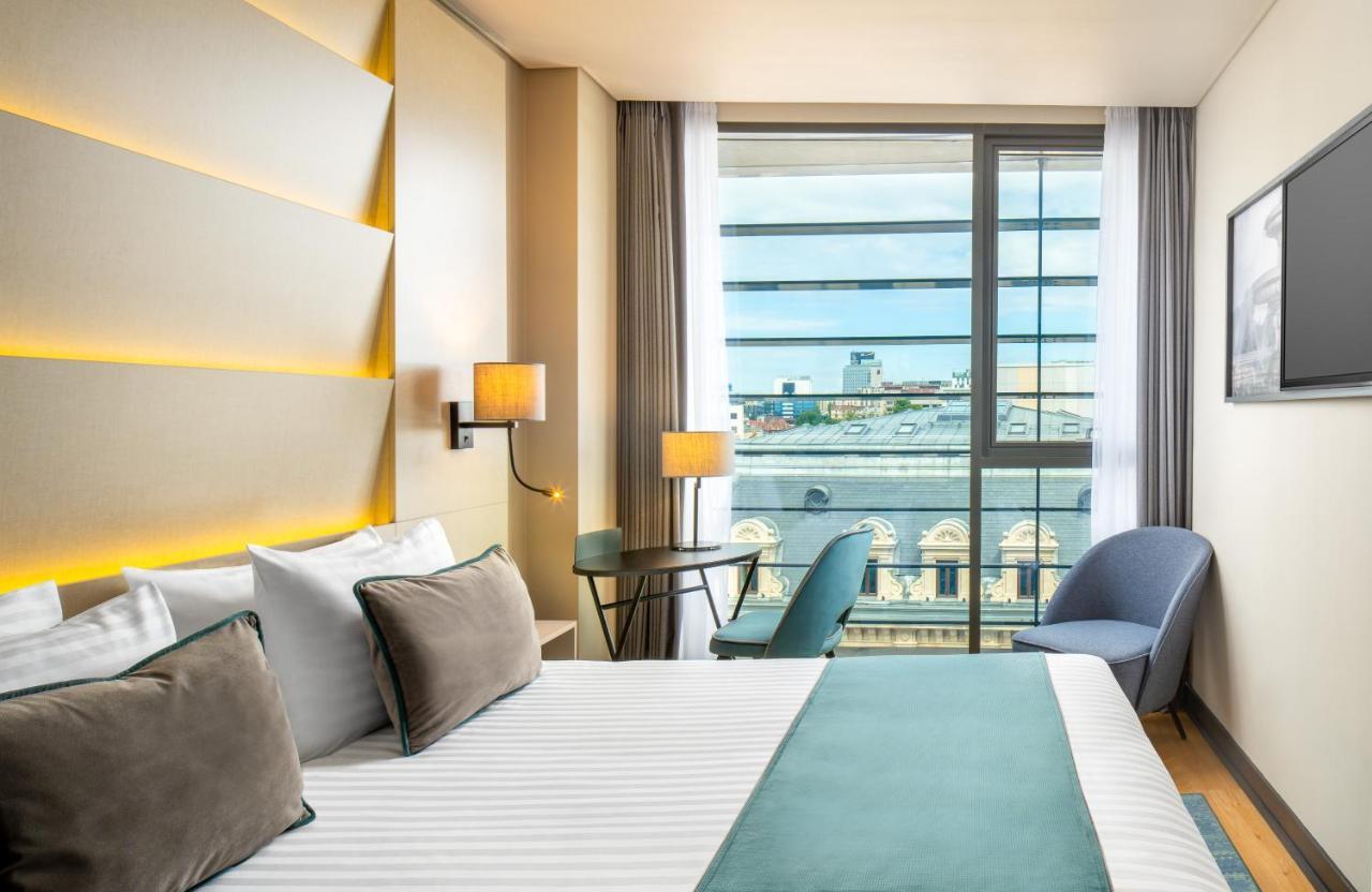 Leonardo Hotel Bucharest City Center Bagian luar foto