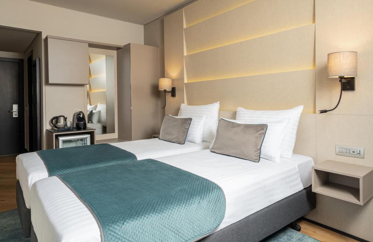 Leonardo Hotel Bucharest City Center Bagian luar foto